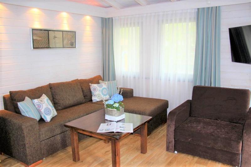 Osrodek Wczasowy Lesny Resort Mielno Mielno  Ngoại thất bức ảnh